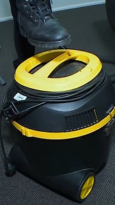 238K views · 2.3K reactions | Nab perd ses cheveux dans un accident d'aspirateur ?  | Les Incroyables Aventures de Nabilla et Thomas en Australie | Facebook