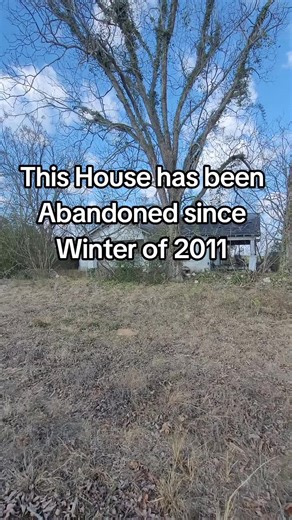 Abandoned House #teamwork #abandoned #abandonedplaces #urbex #timelapse