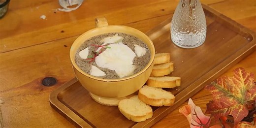 Wild Mushroom and Crab Bisque