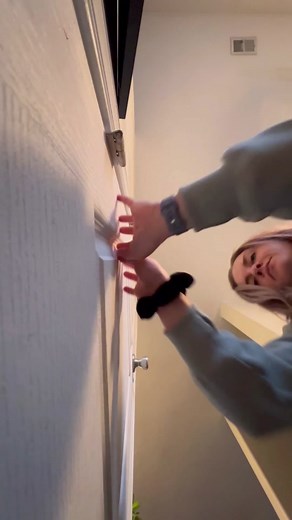 BUILDUP CAMERA TAPPING POV THE FLOOR 👀 #fastandaggressiveasmr #fastasmr #asmrbuilduptapping #asmrbuildup #asmrcameratapping