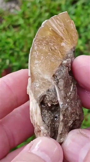 Calcite Chunk