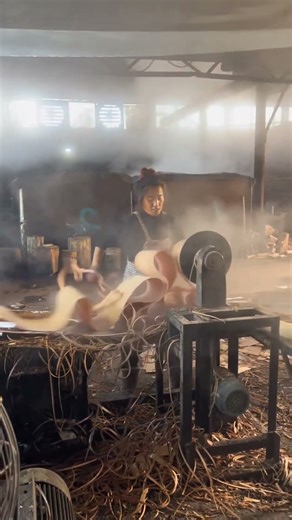 Ultra-thin wood chip production