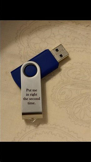 Laser engraved usb drive #laserengraved #smallbusiness