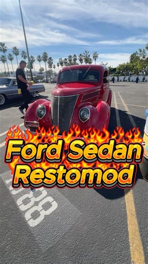 1937 Ford Sedan Restomod
