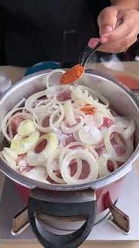 Learn how to make steak in a pressure cooker.