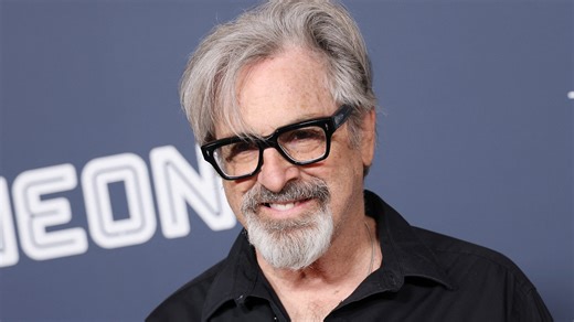 "Lizzie Maguire" actor Robert Carradine dies. Net worth, cause of death