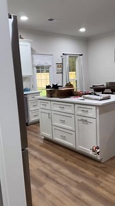 23K views · 1.2K reactions | Is Chicken Nuggets really an Emergency? Also what kitty asthma looks like..  scary #3southerncatsandmomma #funnyvideo #cat #comedyvideo | Jasmiine And Dapper | Facebook