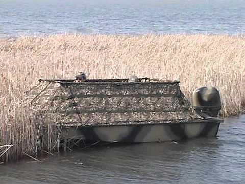 Bankes Boat 17 ft Freedom Duck Hunting Boat