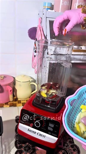 ⚡ Nouveau ! Le mixeur Silver Crest SC-1589 ! 🍓 Préparez vos jus, smoothies, sauces et pâtes en quelques secondes grâce à sa puissance de 4500 W et ses lames en acier inoxydable. ✨ Design moderne, bol 2,5 L, fonction 2 en 1 (blender broyeur) – idéal pour votre cuisine élégante et vos repas rapides. 💥 Promo spéciale : quantité limitée, livraison rapide partout au Bénin ! 👉 Commander le vôtre maintenant ! #SilverCrest #CuisineModerne #SmoothieTime #Bénin #PromoSpéciale | Derick Market