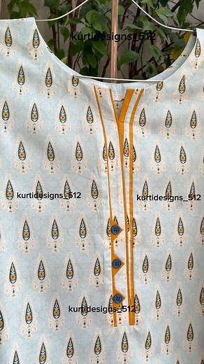 Elegant kurti designing ideas. #kurtidesign #summerdresses #pakistaniwear #PakistaniDesignerWear #pakistanifashion | Kurti Designs