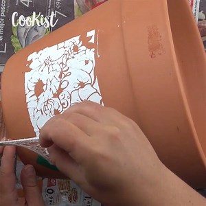 448K views · 890 shares | A wonderful idea to transform your pots into useful pieces of art! | Cookist Wow | Facebook