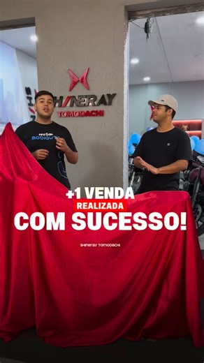 Shineray Tomodachi Motos on Instagram: "🚀 Faça como o Robert, realize o seu sonho também! Ele escolheu a Shi175 para o seu dia a dia. 👉Painel 100% digital com velocímetro, conta-giros, indicador de combustível, marcha, neutro, alertas etc. 👉Iluminação Full LED (incluindo DRL em algumas versões) 👉Protetor de escapamento e porta USB nas versões mais completas. 👉Injeção eletrônica (EFI) ajuda no consumo, partida, e manutenção comparado à carburada. 👉A altura do solo e suspensão permitem uso m