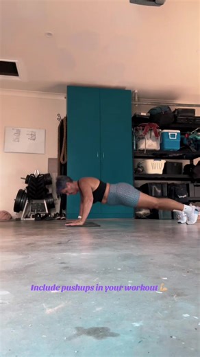 Pushups are an efficient and effective equipment-free way to help you preserve bone density, providing essential weight-bearing stress to the wrists, arms and spine. They’re a compound exercise which help to build and maintain muscle in your chest, shoulders, triceps and core. You can begin with wall pushups, and progress to incline pushups (on a bench or bar), knee pushups and finally on to your toes 💪🏼 😁 #Menopause #womensfitness #womenshealth #strongwomen #pushups