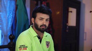 Stream Jeeva Opens Up Season 1 Episode 420 – Jeeva Opens Up on Hotstar