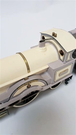 Kit/scratch built L&NWR No.2054 "Queen Empress" locomotive and tender. #modeltrains