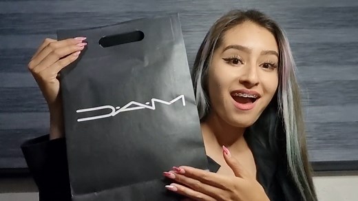 En la plaza paseo altozano✨️🛍