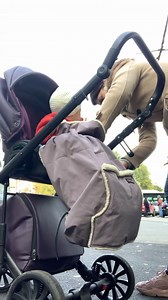 11 reactions | Monday Insider: Did you know that you can use the ISARA Winter Clever Cover as a fluffy warm cover for your baby's pushchair? Press play and convince yourself just how seamlessly it connects to it! See our entire collection here > https://bit.ly/winterclevercover | ISARA | Facebook