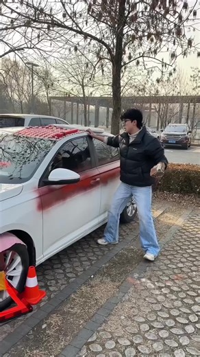 Don't smash car windows just because you don't have this 4-in-1 tool.#tiktokshop #share #shopping #useful #fyp