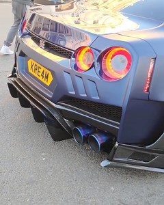 Custom GTR by: @kreamdevelopments 📹: @superlondoncars | DUB Magazine