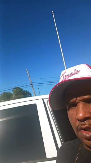 Batesville Mississippi KFC Gotta catch the chickens off of hwy 6 before you can get sum GOT DANG #explorepage #fyp #Godisgood #exploremore #kfcchicken #Batesville Mississippi Oxford Mississippi | Charlie Lee Hych