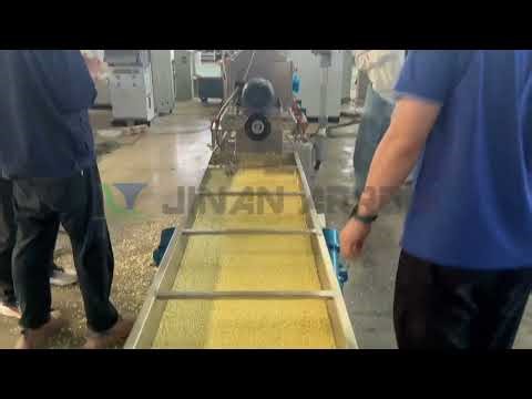 Corn puffed snacks crispy corn balls twin screw extruder