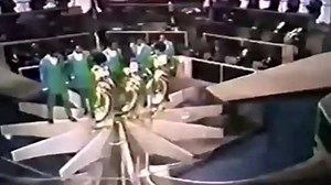 113K views · 4.8K reactions | The Temptations Motown 40 "1998" | Urban Throwback Music And Entertainment | Facebook