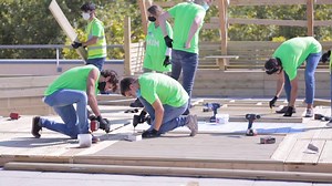 1.8K views · 20 reactions | Over 210 Master in Management students collaborated with Splash Projects to completely transform a rooftop terrace into a therapeutic garden space for the Alzheimer’s residents and their families at Fundación Vianorte-Laguna. The project took place over 7 days in September 2020 – at the start of the MIM programme, so it became an invaluable way for the IE MIM cohort to bond and quickly develop into an effective team. | IE Business School | Facebook