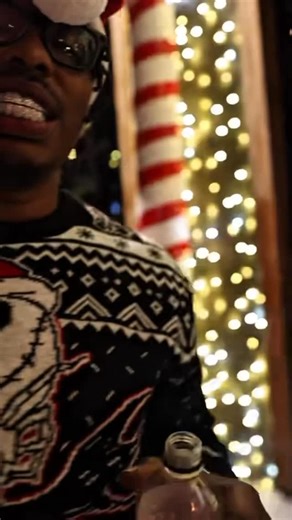 @junebug_ghetto on Instagram: "Did yall like this ?? 🔥🔥🔥 or 🚮🚮🚮 (HONEST COMMENTS ONLY) please don’t lie to me I don’t even know u 😂😂🙏🏽🙏🏽 Song : This Christmas (All platforms) Prod : @ygedos Video : @officialfr33 #ghetto #love #explorepage✨ #fyp Maketheghettogreatagain"