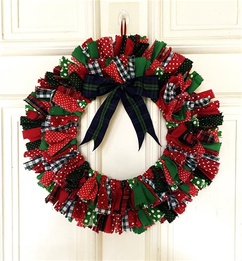 Luxury Christmas Rag Wreath Kit - Etsy UK