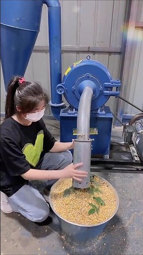 Professional universal grain automatic crusher with convenient operation and high efficiency