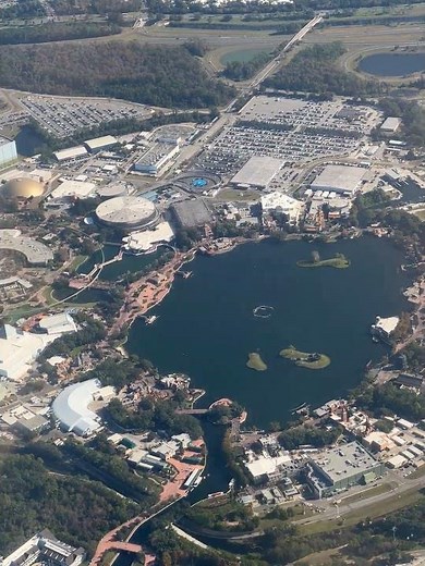 Flying Over Epcot #epcot #disneyworld