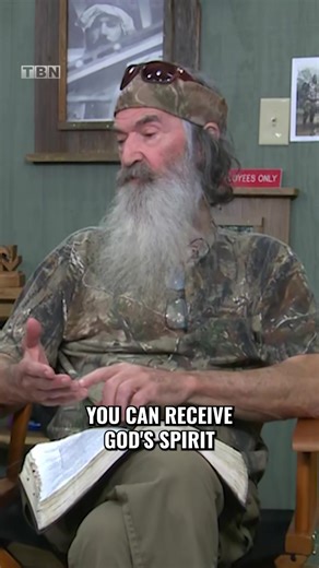 “If you do what’s right, you can receive God’s SPIRIT through your FAITH in Jesus.” Phil Robertson "The Duck Commander" opens up about his FAITH and TRUST in Jesus. Don’t miss this powerful conversation! Watch full episodes of Takeaways through the TBN app! | Takeaways with Kirk Cameron