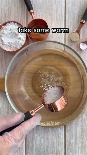 The only bread dough recipe you need! It’s eggless and can be made in just one bowl! Recipe ⬇️