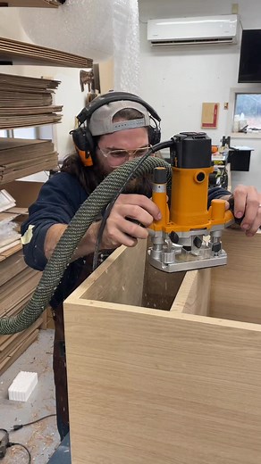 613K views · 3.3K reactions | I had a whit oak off cut the perfect size so I split it in half and used it for the back panels to close off the drawer back! I typically do it after with a router as it requires less thought and planning  if you aren’t comfortable with chisels you can also just round the corners on your back panel to fit in the groove. Easy peasy  #woodworking #carpentry #woodworker #woodworkingtool #diy | Two Moose Design | Facebook