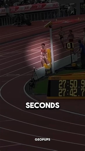 Runner LOSES Race Because of Cameraman #shorts