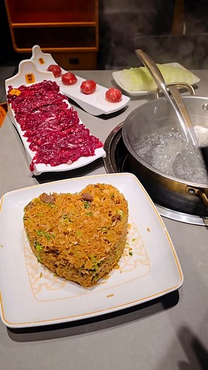 46K views · 194 reactions | Feel the advanced Samsung One UI 7.0. | Trendy Tech Review | Facebook