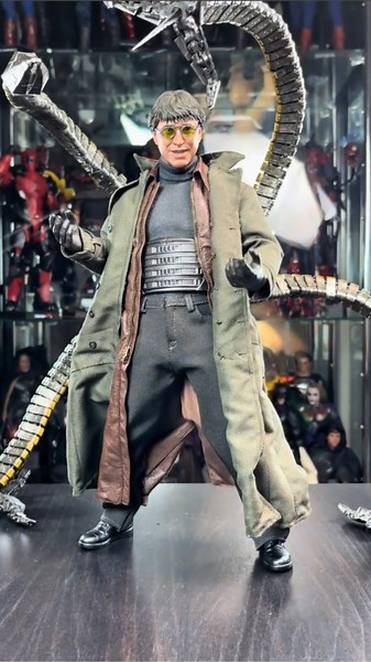 Why Are All Spidey’s Villains So Cool? Hot Toys Dr. Octopus ASMR Review