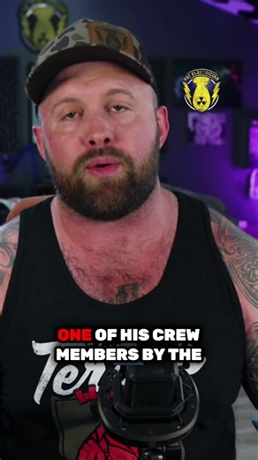 Step into the stormy seas of betrayal and resilience! The gripping saga of Mungo Maxwell, a crew member who thought wealth equated to power, unfolds as he attempts to provoke a mutiny against Captain John Paul Jones. Watch as tensions rise on the high seas when the wealthy heir faces retribution in the form of 12 lashes for his insubordination. But the drama doesn’t end there! After stepping off John Paul’s ship, Maxwell meets a tragic fate en route back to Britain, leading to shocking allegatio