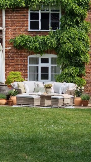 Stunning Patio Makeover with Hamilton 7 Seater Set
