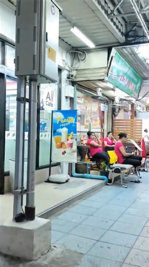 Beautiful girls 💋 pattaya 🌹 beach road 🏖️ Thailand 😻 | Cute Thai