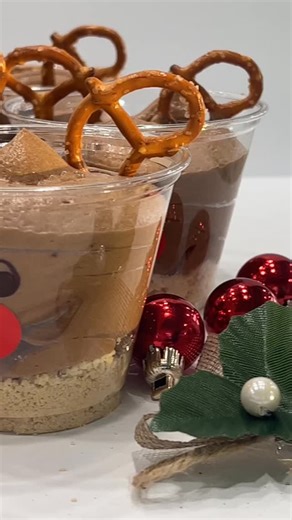 First Grade Teacher on Instagram: "🎄🦌 Ready for the sweetest December snack? Reindeer in a Cup is the perfect hands-on holiday treat to make with your students! Follow the step-by-step mini book as kids mix, scoop, read directions, work as a team, and practice real math + literacy skills along the way. With surveys, graphing, sequencing, writing options, a reindeer craft, headband, recipe cards, and parent donation letters, this activity is engaging, delicious, and classroom-ready! If your cla