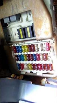 Ford Focus 2003 central fuse box location