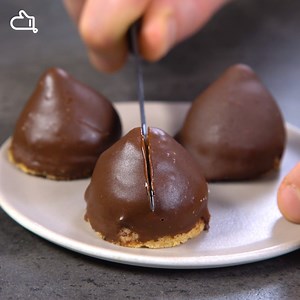 Vous connaissez ces petites bouchées ? 😋 La recette détaillée : https://bit.ly/3rqHwt2 | Marmiton
