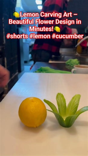 🍋 Basic tutorial on making simple and beautiful flowers from lemons 🍋 #shortsfeed #vegetablecarving
