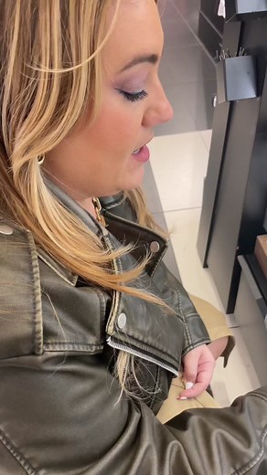 Understanding Tubing Mascara: A Breakdown of Merit Beauty's Clean Lash Lengthening Mascara