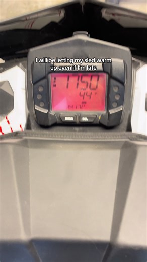 Preparing Your Snowmobile for a Day Out