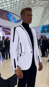 AeroSkin - Chameleon Jacket Demo @ gitex 2029 #viralreels #realorAI #NextGenContent #viralshorts | RealAi Moments