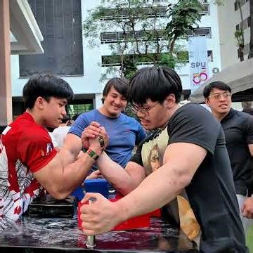 Josh Nicholas Tries Hook #งัดข้อ #จอชนิโคลัส #joshnicholas #armwrestling #armwrestler
