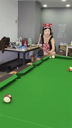 Pool Queen | Follow me for more 😘 #billiards #snookertime | Instagram