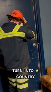 🌪️ Facing Storms: A Journey Through PTSD and Hope 🌪️ Navigating PTSD with challenges and support from friends. Will their help lead us closer to our goal? Stay tuned for the next chapter. Fox 17 News: Code Red alert for severe storms. #PTSDJourney #StormAlert #Fox17News #MentalHealth #SupportSystem #WeatherAlert #TornadoWatch #killerkustoms | Killer Kustoms TV